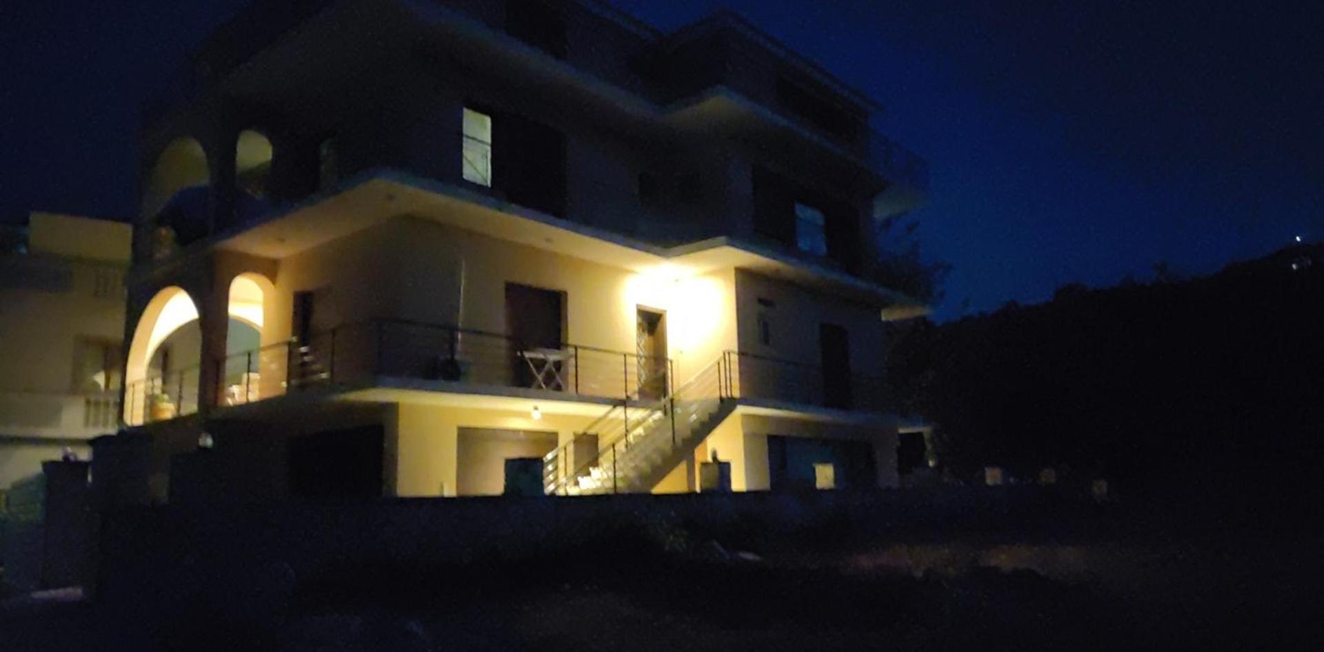 Villa Huggali Zante Sea Front Lux 120m2 Maisonette *